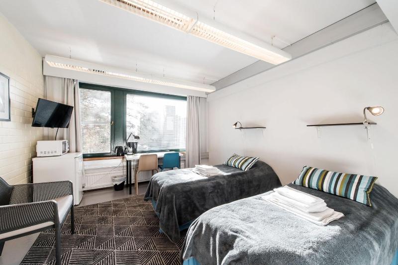 Double Room image 4