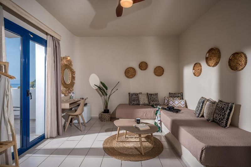 Cretan Seaside Boutique Hotel - image 11