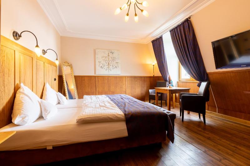 Superior Double Room image 4