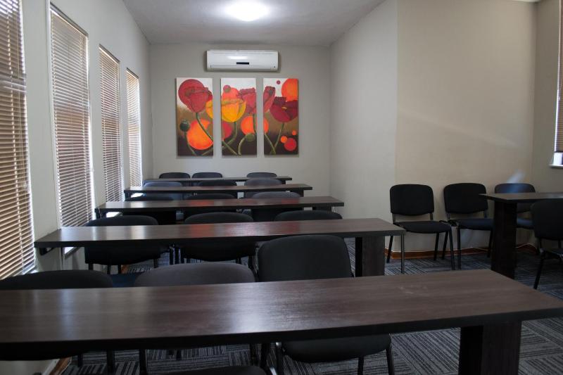 A Contempo Guesthouse - image 12