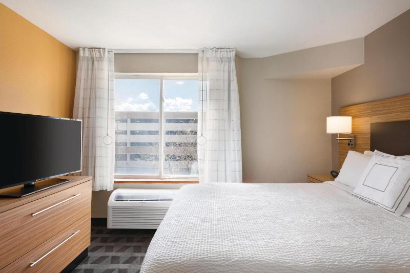 TownePlace Suites by Marriott Denver Downtown - image 8