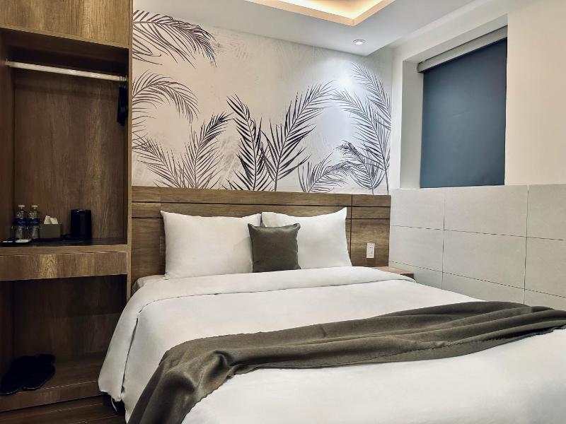ON Hotel - image 7