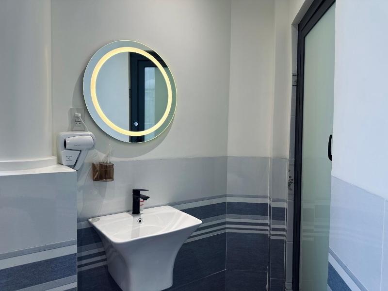 ON Hotel - image 3