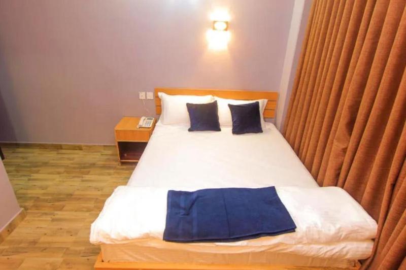 Paila Hostel Lakeside - image 7