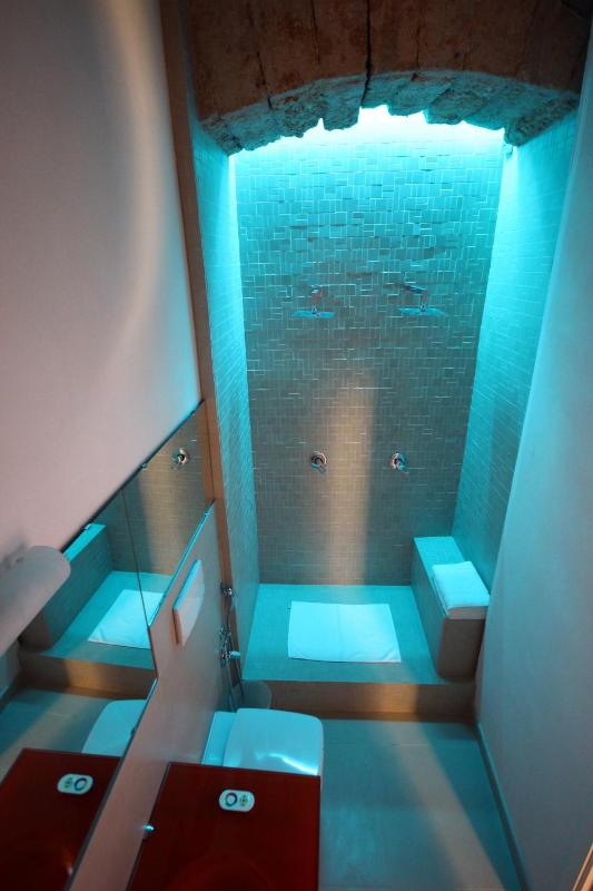 Budget Single Room image 2