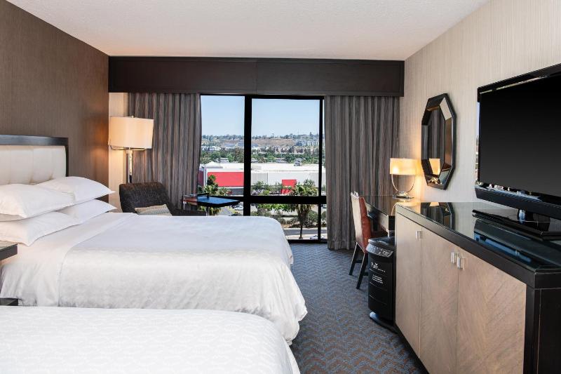 PURE Wellness, 2 Queen Beds image 1