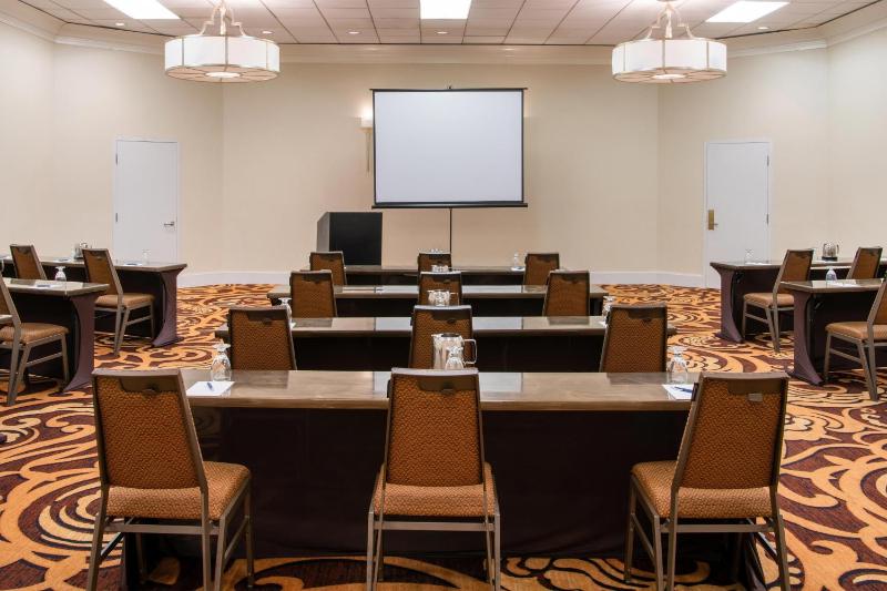 Sheraton Mission Valley San Diego Hotel - image 12