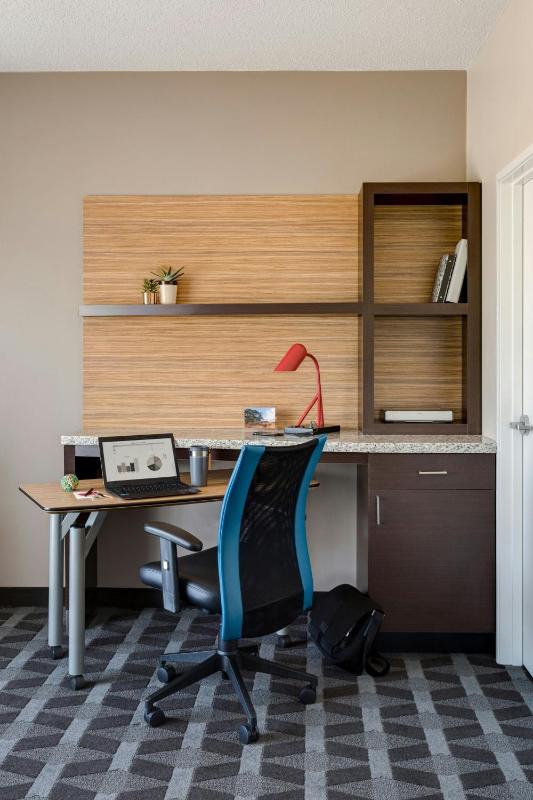 One-Bedroom Suite image 2