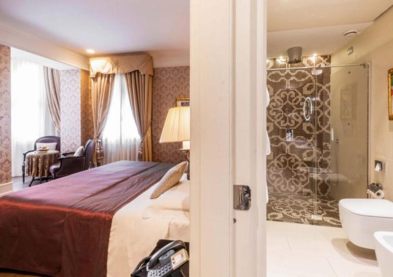 Superior Double or Twin Room image 1