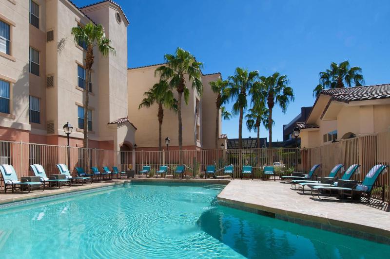 Residence Inn by Marriott Phoenix Airport - image 28