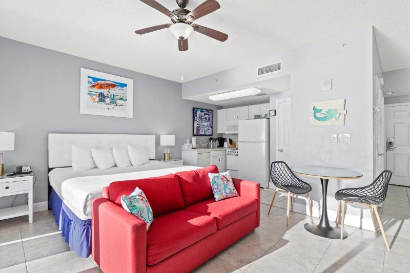 Studio with Ocean View image 2
