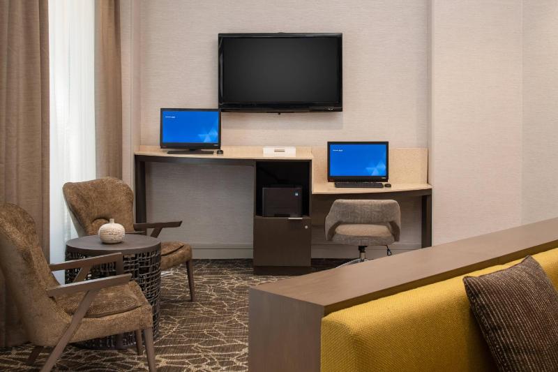 SpringHill Suites by Marriott Seattle Downtown/South Lake Union - image 15