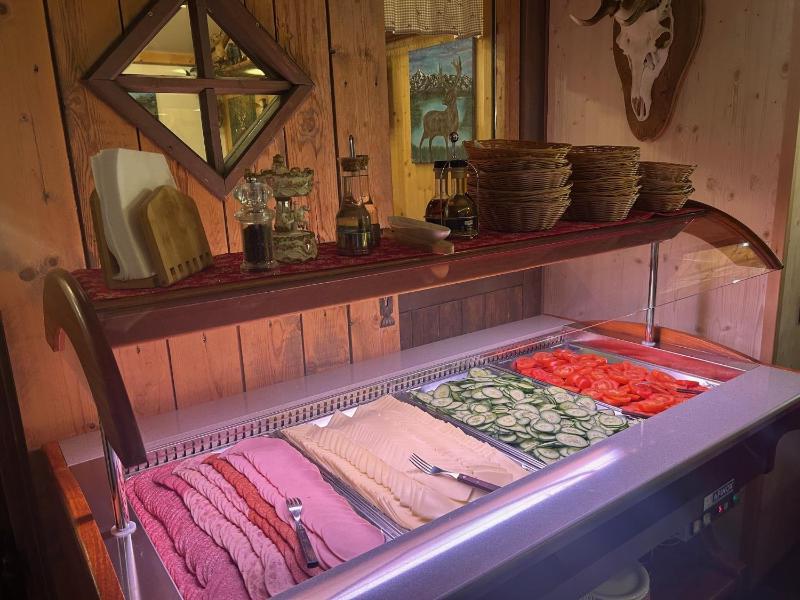 One-Bedroom Chalet image 3