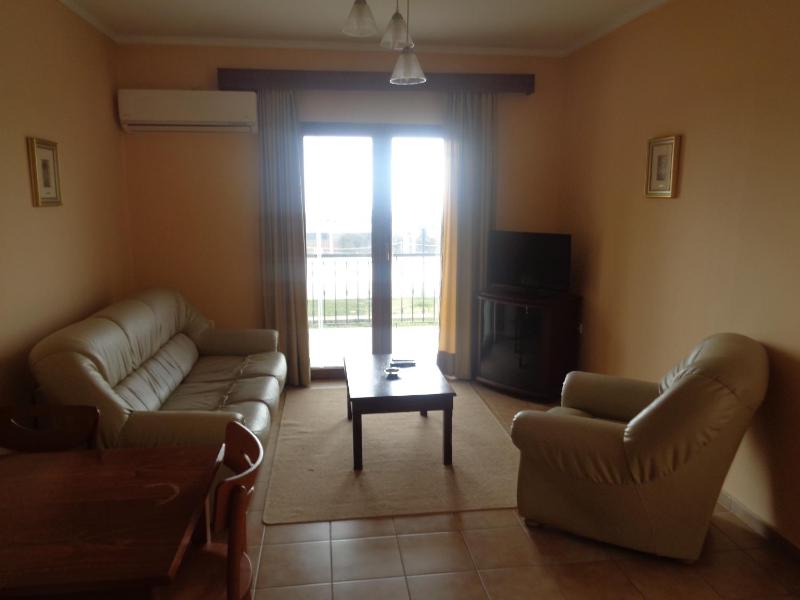 Bell Air Hotel - image 17