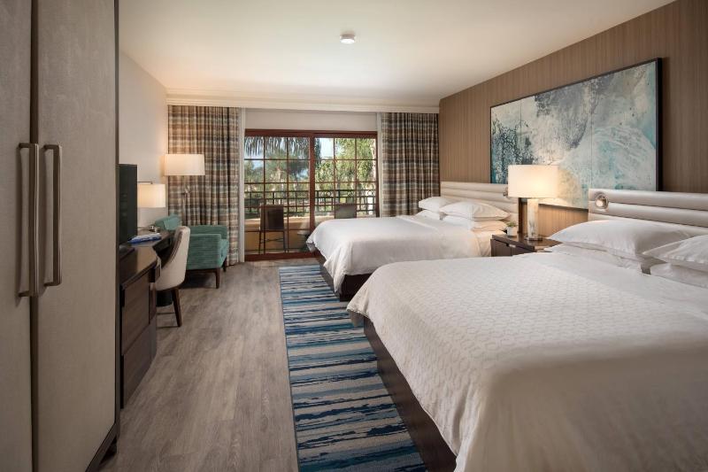 Deluxe, Guest room, 2 King, Balcony image 4