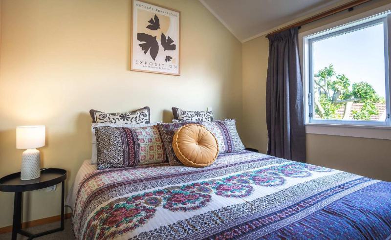 Black Cottage - Beautiful Central Cottage for Two - image 10