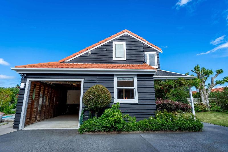 Black Cottage - Beautiful Central Cottage for Two - image 16