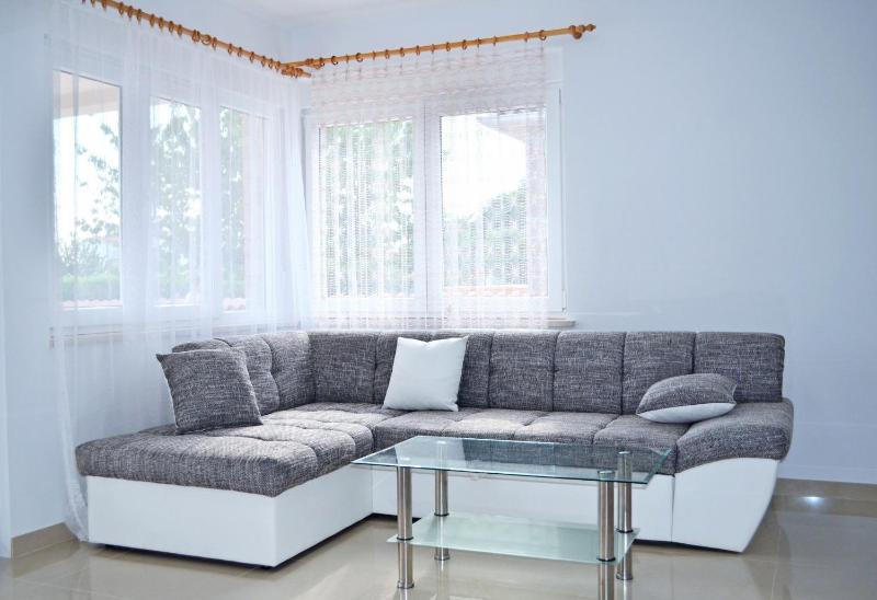 House LjubaV - image 7