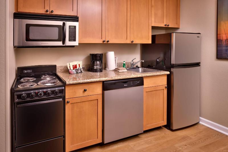 Two-Bedroom Suite image 3