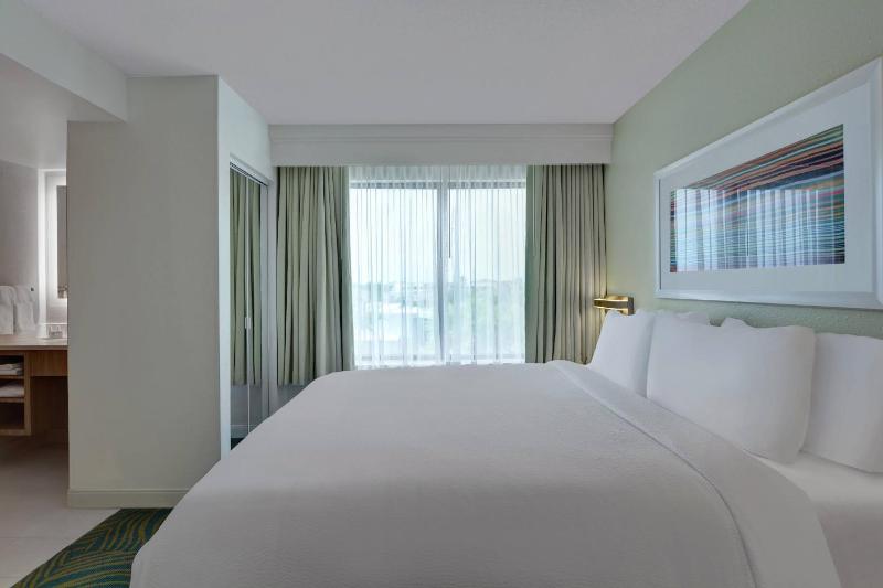 SpringHill Suites by Marriott Jacksonville - image 4
