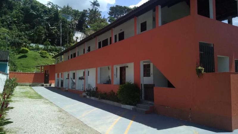 Recanto Casa de Pedrinha - Aptos para temporada e finais de semana - image 10