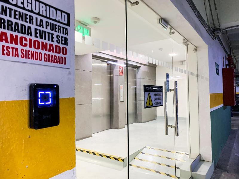 Suites cerca del aeropuerto - terminal terrestre y centros comerciales - image 15