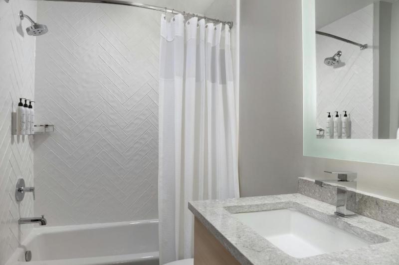 TownePlace Suites by Marriott Fort Lauderdale West - image 3