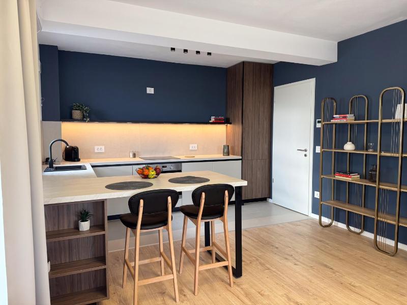 Cozy Cityscape Bluewood Modern & Cozy premium Apt - image 15