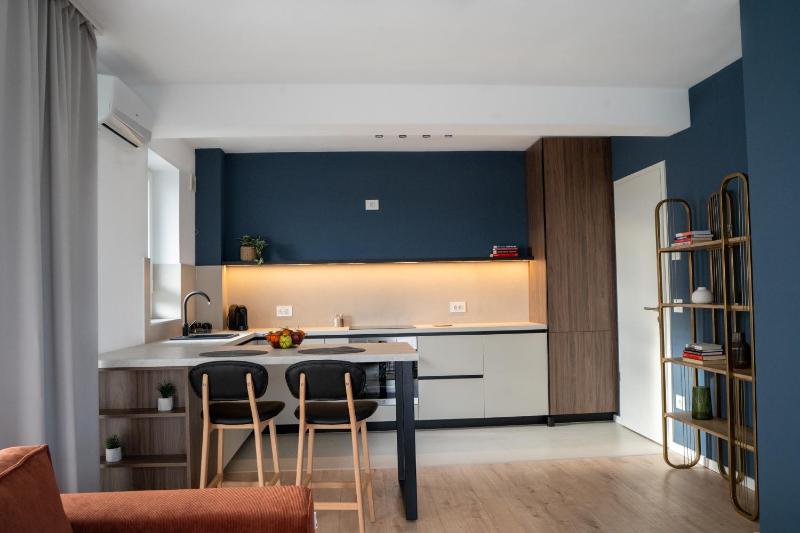Cozy Cityscape Bluewood Modern & Cozy premium Apt - image 16