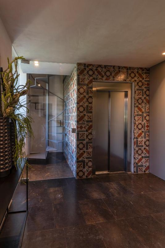 Deluxe Double or Twin Room with Balcony image 1