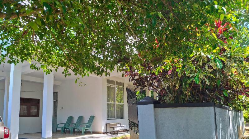 Zeleny Retreat Home Stay - image 9