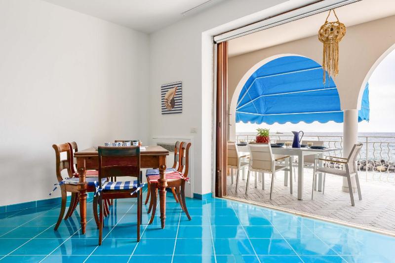 AMORE RENTALS - Villa Marti - image 22
