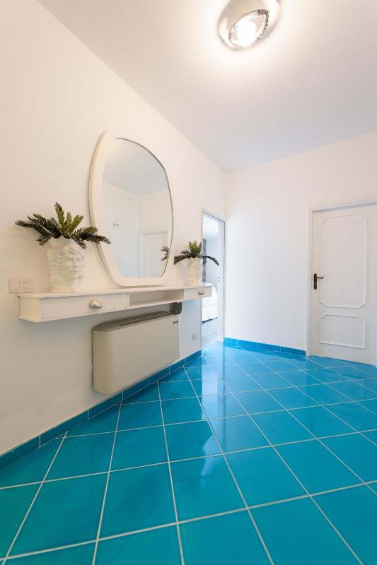 AMORE RENTALS - Villa Marti - image 24