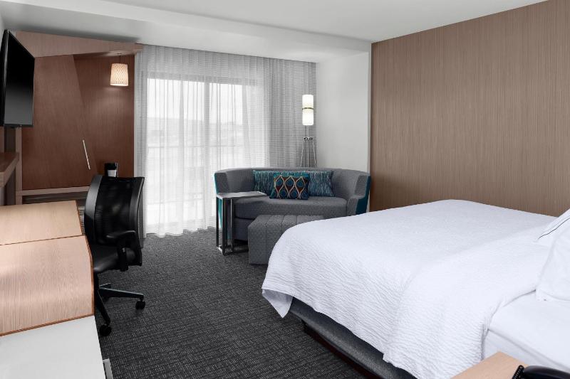 King Room image 4