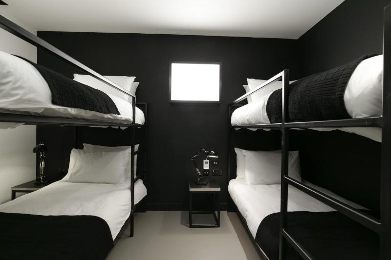 Quadruple Room image 1