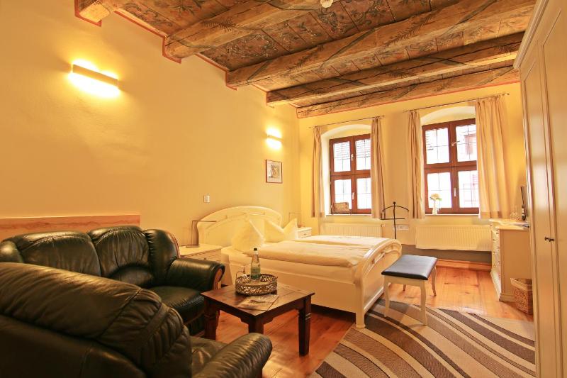 Family Room image 4