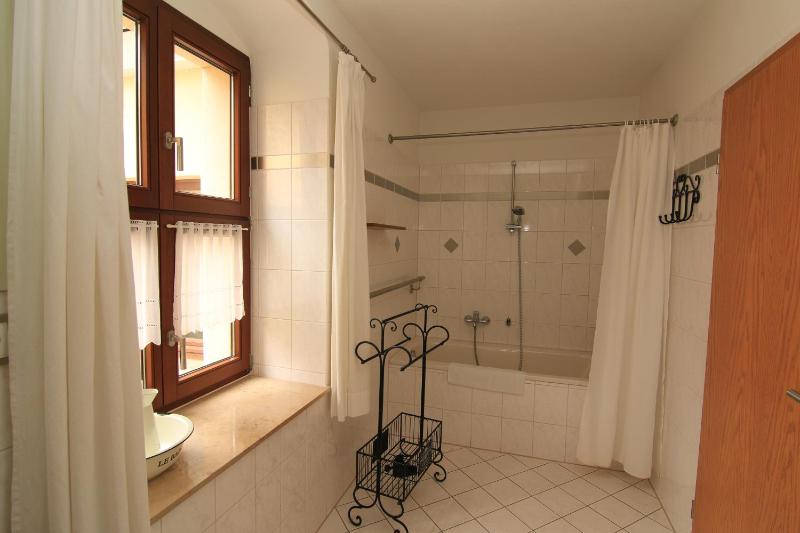 Deluxe Suite image 2