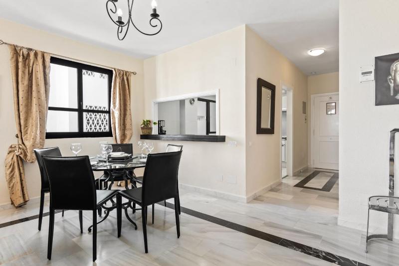 Beachside Puerto Banus Stunning Apartment 212 - image 35