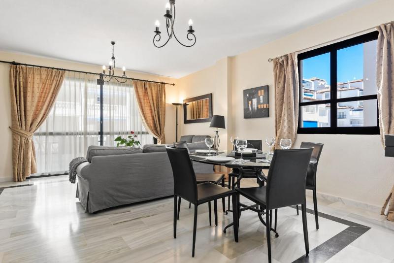 Beachside Puerto Banus Stunning Apartment 212 - image 24
