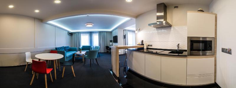 Amrita Hotel - image 34