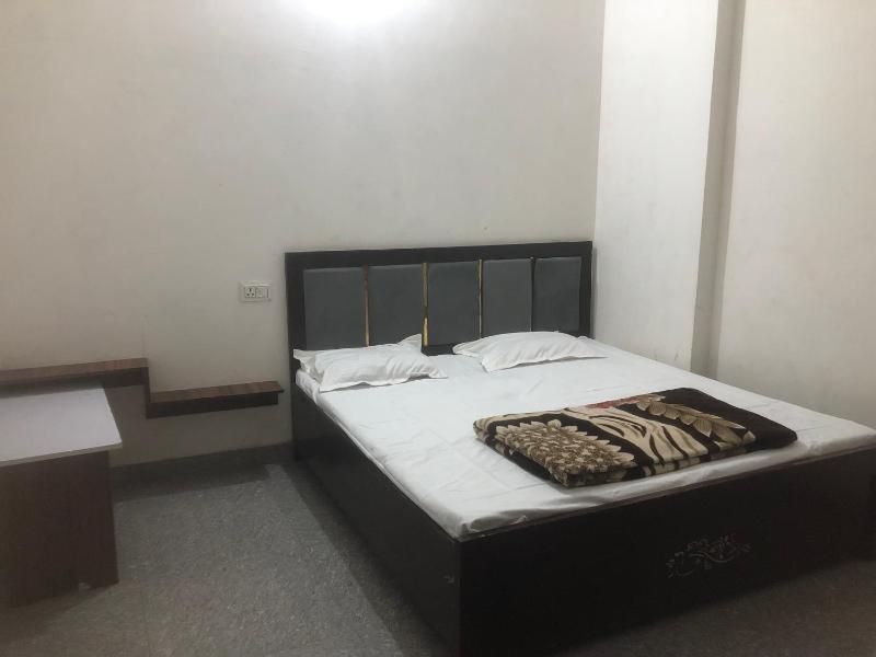Bhawna Guest House - image 17