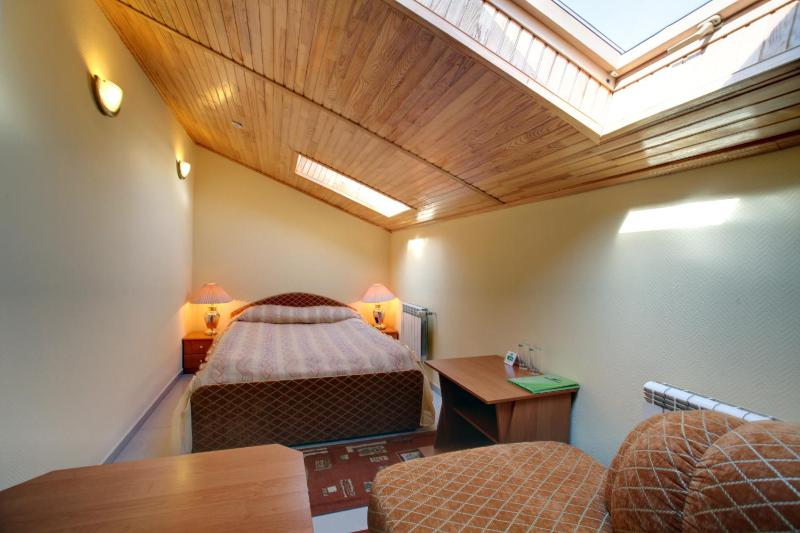 Budget Double Room image 2