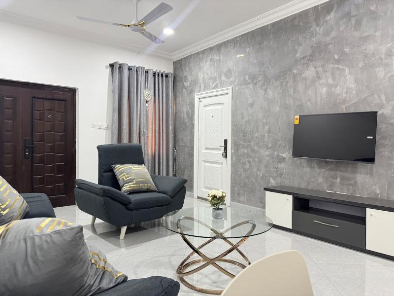 Ann Luxurious Apartments 6 - image 10