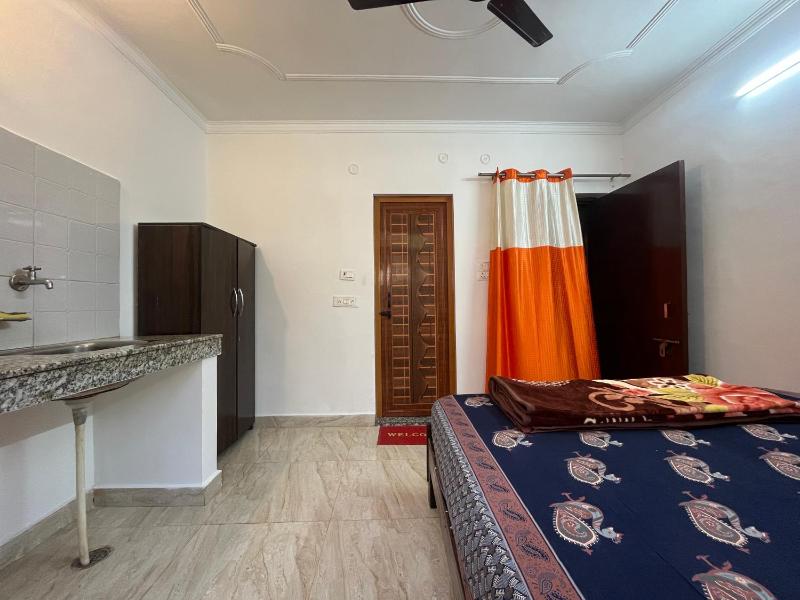 Anjali Home Stay - image 13