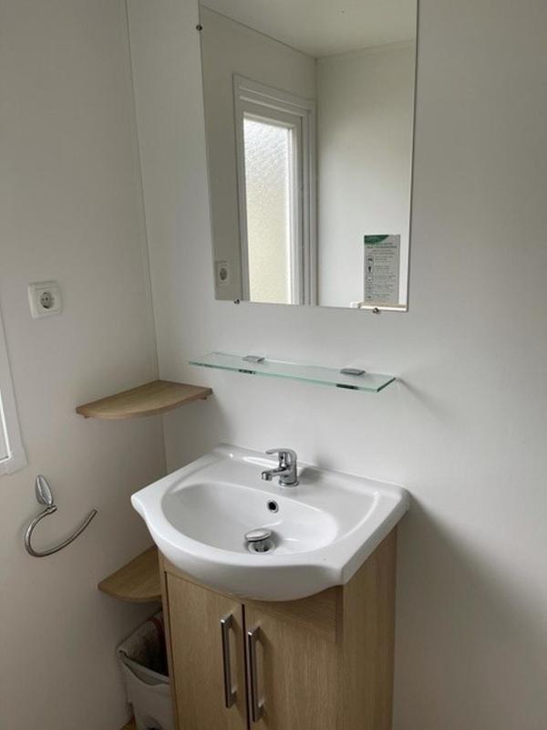 Comfort Mobile Home (4 Adults) image 3