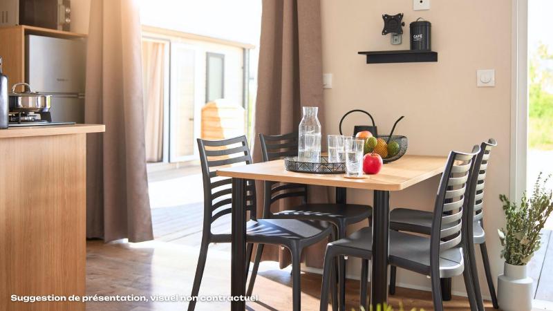 Premium Homeflower with Air Conditioning (4 Adults) image 4