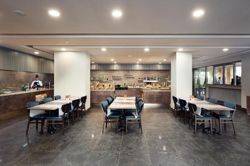 Elysee Rive Hotel - image 14