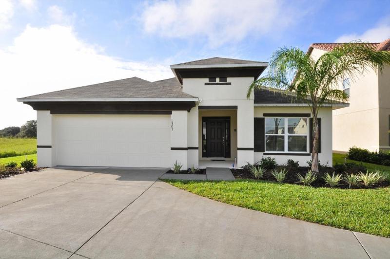 Four-Bedroom Holiday Home image 1