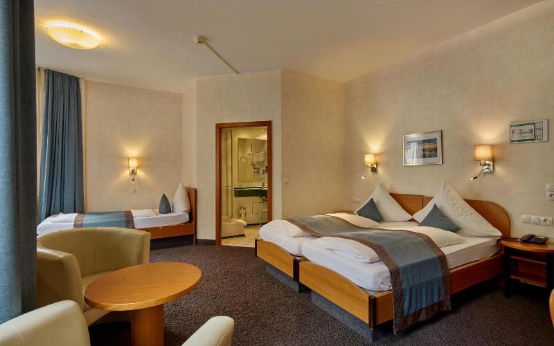 Triple Room image 1