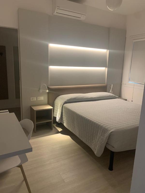 Family Suite with Balcony image 4